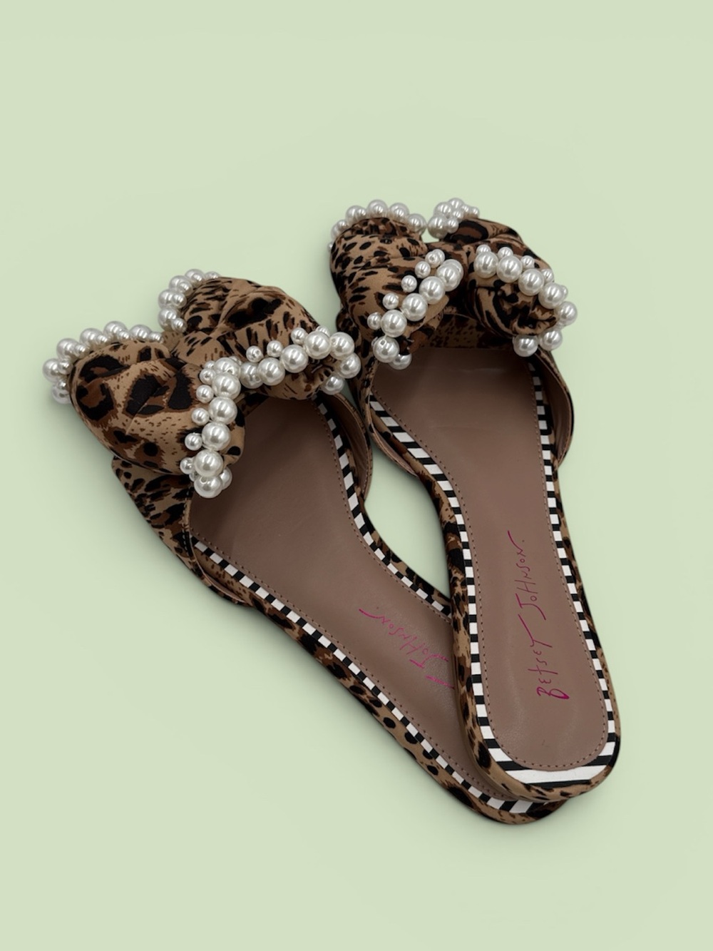 NWOT Betsey Johnson Leopard Print Pearl-Embellished Slide Flats - Picture 3 of 6